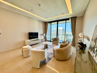 For rent and for sale 2 bedrooms condo in Pathum Wan, Bangkok