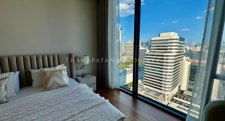 For rent and for sale 2 bedrooms condo in Pathum Wan, Bangkok