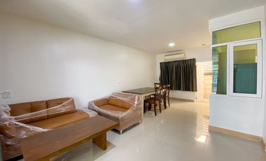 出租 3 卧室 联排别墅 在 Bang Phli, Samut Prakan