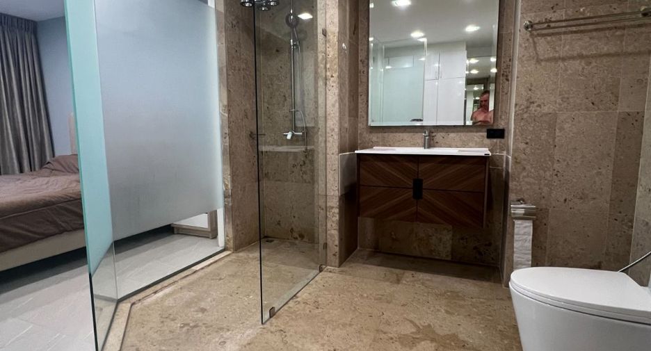 For rent 2 bedrooms condo in Bang Lamung, Chonburi