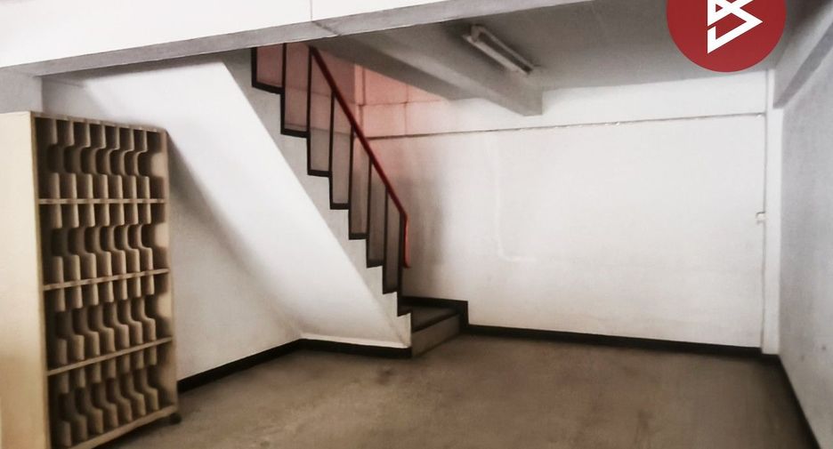 For sale retail Space in Thung Khru, Bangkok