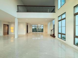 Casa en venta de 5 habitaciones en Lat Krabang, Bangkok