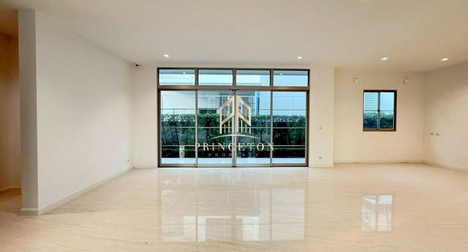 For sale 5 bedrooms house in Lat Krabang, Bangkok