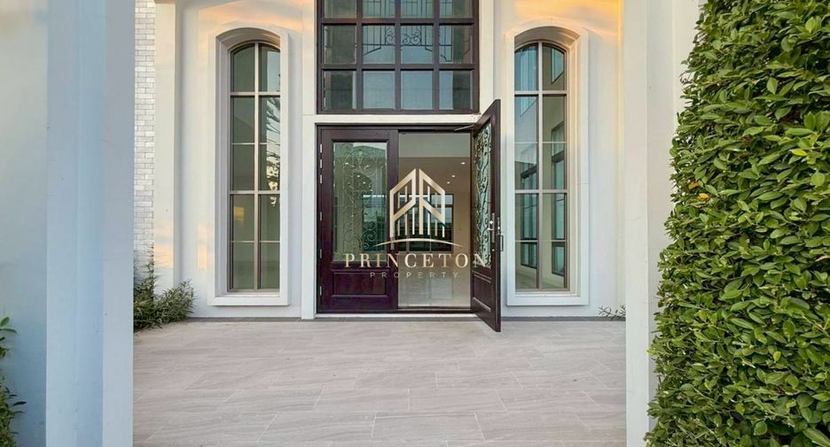For sale 5 bedrooms house in Lat Krabang, Bangkok
