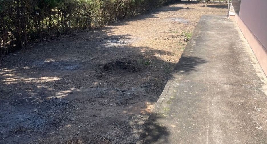 For sale land in Banphot Phisai, Nakhon Sawan