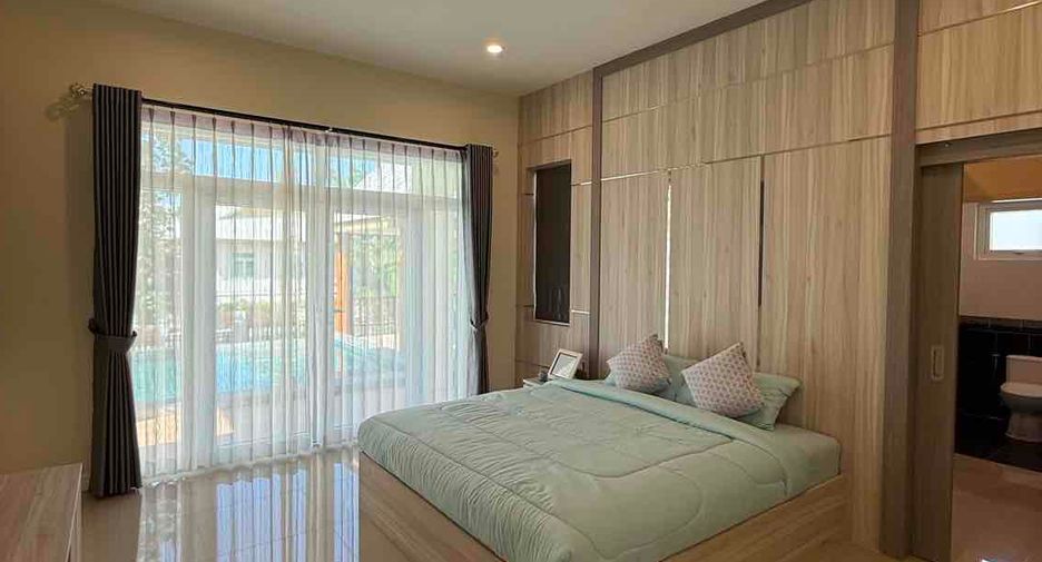 For rent 3 bedrooms villa in Bang Lamung, Chonburi