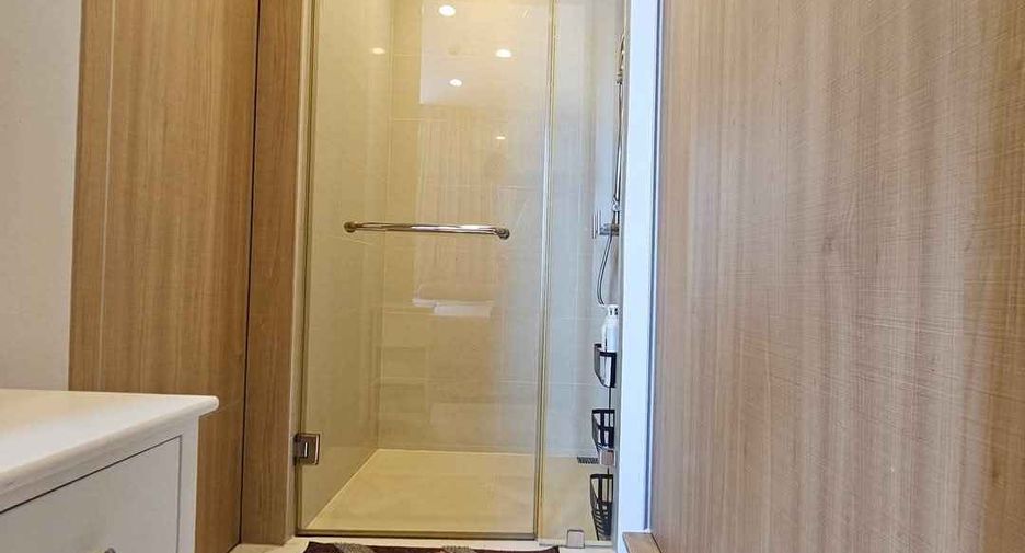À louer et à vendre 1 chambre condo à Bang Lamung, Chonburi