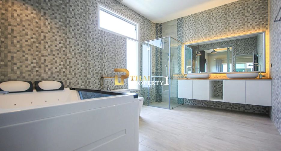 Villa zum Kauf mit 5 Zimmer in Hua Hin, Prachuap Khiri Khan