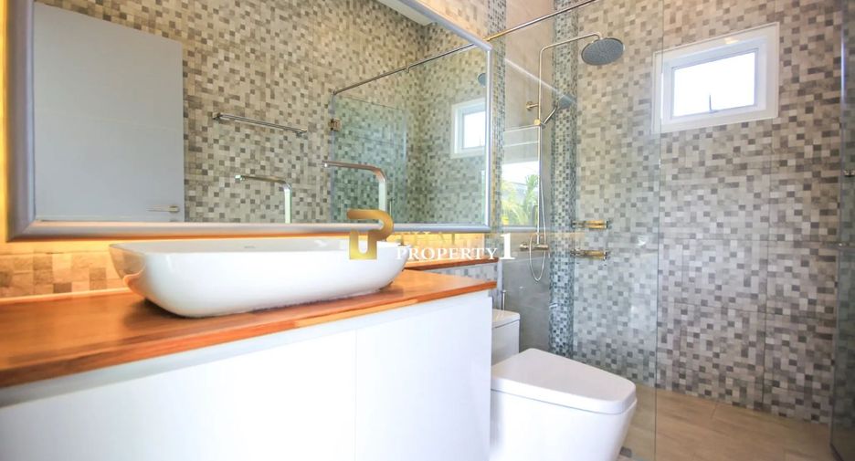 Villa zum Kauf mit 5 Zimmer in Hua Hin, Prachuap Khiri Khan