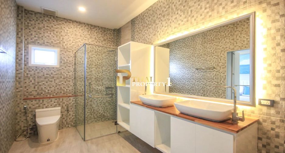 Villa zum Kauf mit 5 Zimmer in Hua Hin, Prachuap Khiri Khan