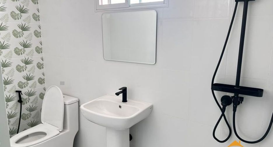 For rent 4 bedrooms house in Bang Lamung, Chonburi
