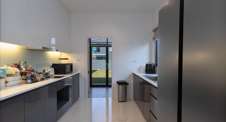 Casa en venta de 5 habitaciones en Mueang Ubon Ratchathani, Ubon Ratchathani