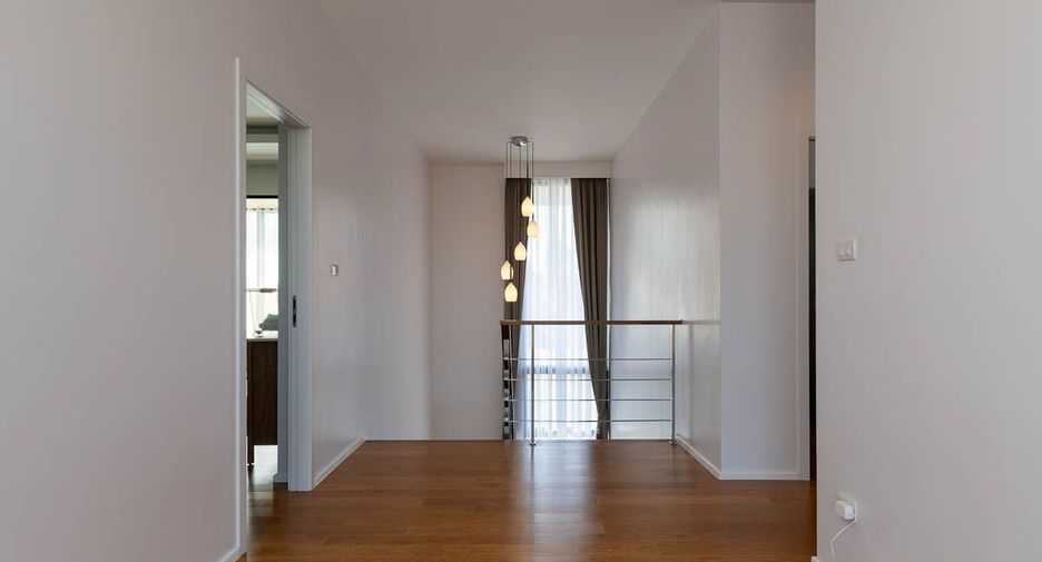 Casa en venta de 5 habitaciones en Mueang Ubon Ratchathani, Ubon Ratchathani