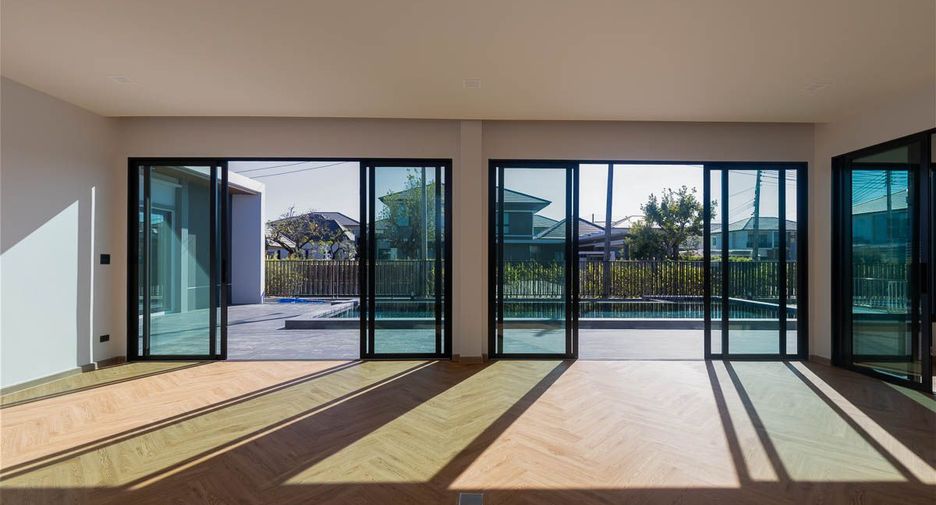 Casa en venta de 5 habitaciones en Mueang Ubon Ratchathani, Ubon Ratchathani