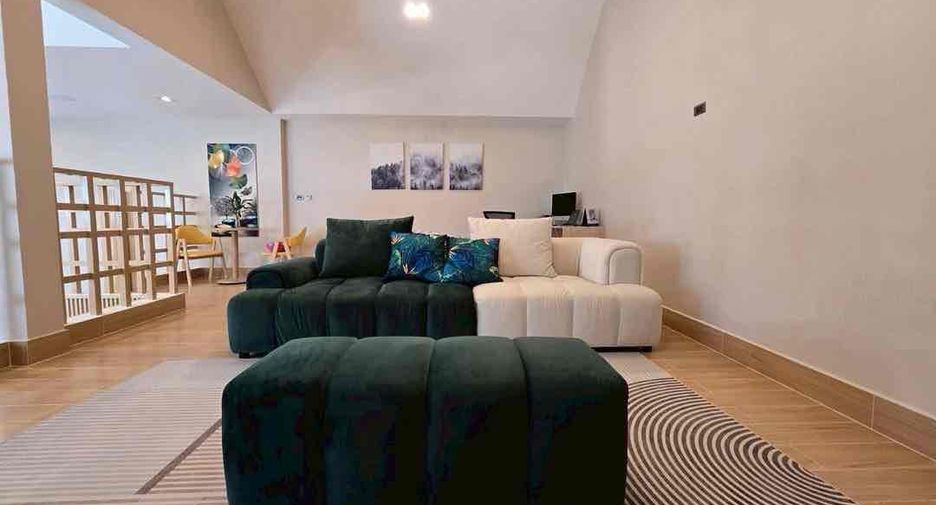 For sale and for rent 3 bedrooms villa in Bang Lamung, Chonburi