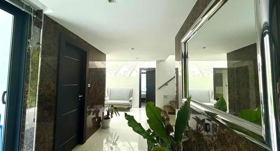 ให้เช่า 5 ห้องนอน วิลล่า ใน บางละมุง, ชลบุรี