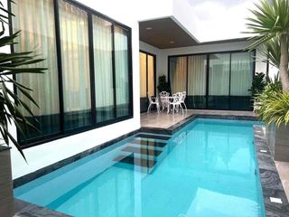 For rent 4 bedrooms villa in Bang Lamung, Chonburi