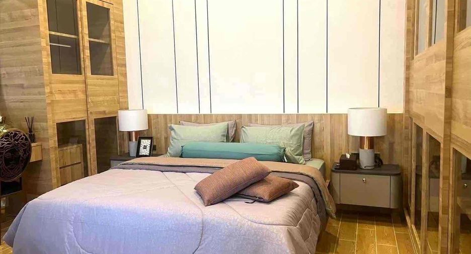 For rent 4 bedrooms villa in Bang Lamung, Chonburi