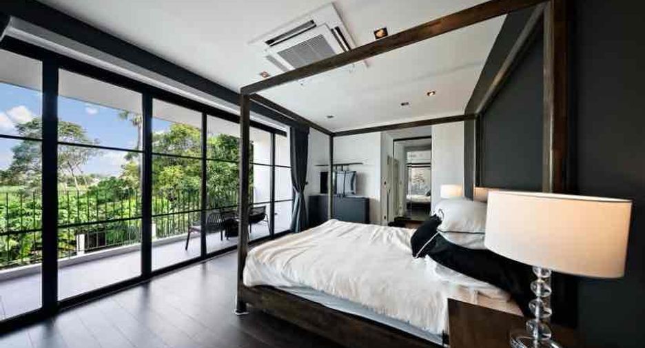 Villa en alquiler y en venta de 4 habitaciones en Bang Lamung, Chonburi