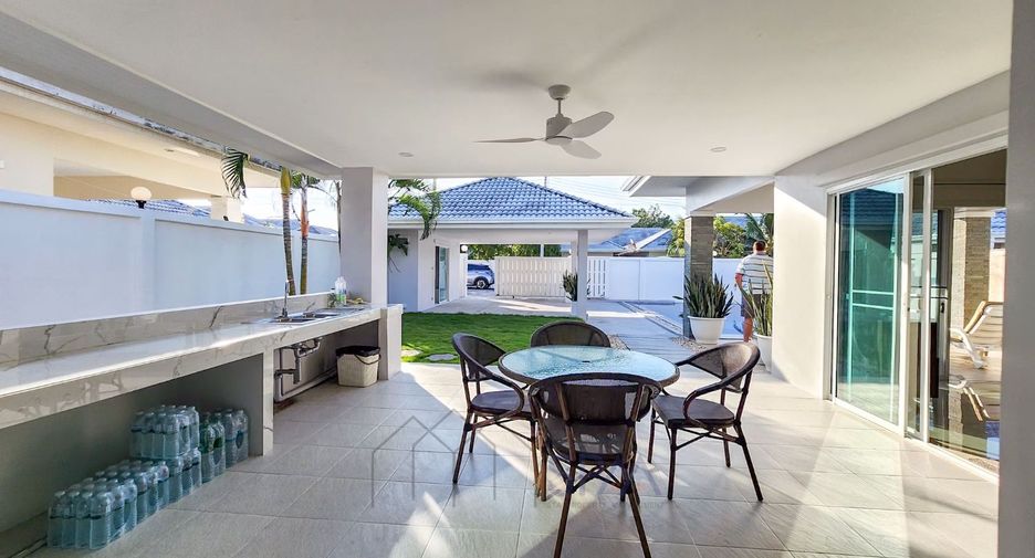 À vendre 3 chambres villa à Hua Hin, Prachuap Khiri Khan