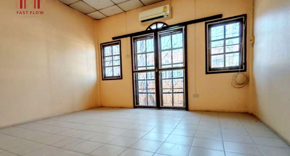 For sale 2 bedrooms townhouse in Sai Mai, Bangkok