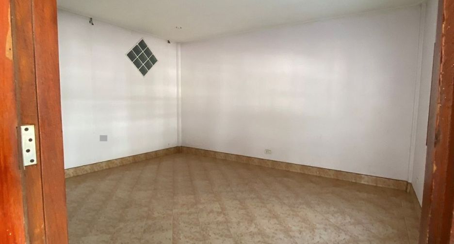À vendre 4 chambres maison à Bang Lamung, Chonburi