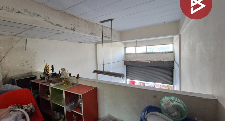 For sale 2 bedrooms retail Space in Bang Sao Thong, Samut Prakan