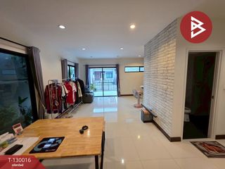 For sale 3 bedrooms house in Phra Samut Chedi, Samut Prakan