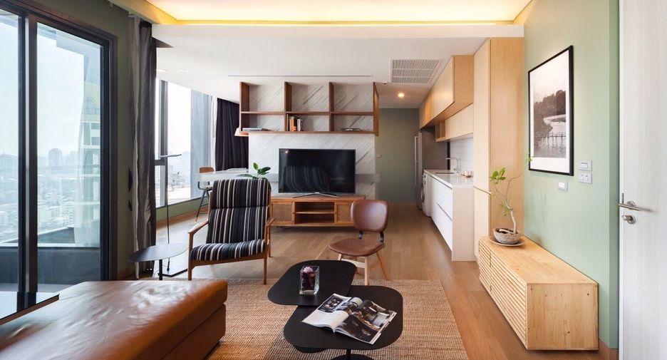 For sale 1 bed condo in Khlong Toei, Bangkok