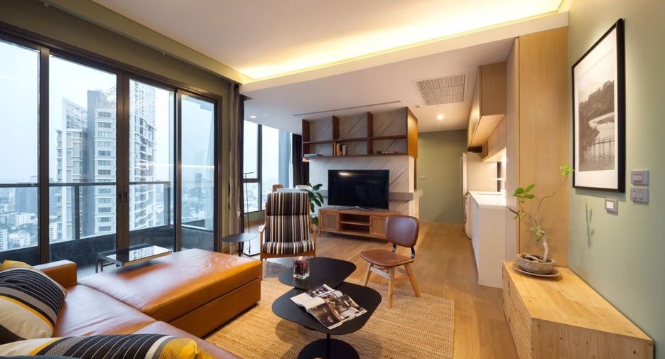 For sale 1 bed condo in Khlong Toei, Bangkok
