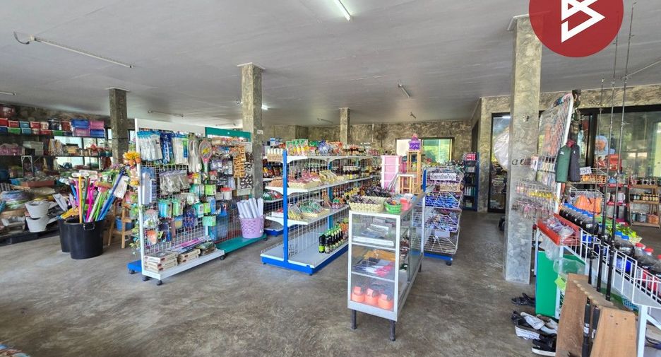 ขาย 11 ห้องนอน พื้นที่ค้าปลีก ใน มะขาม, จันทบุรี