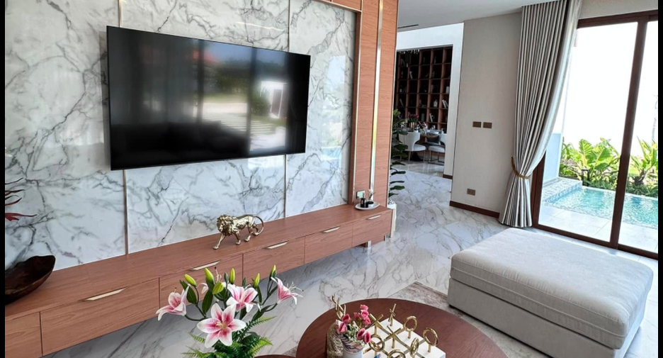 For sale 5 ベッドルーム villa in Bang Lamung, Chonburi