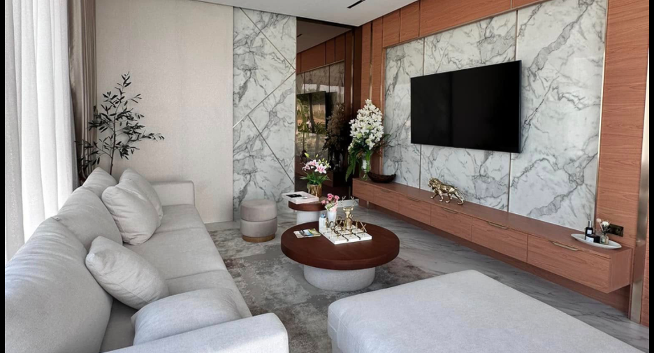 For sale 5 ベッドルーム villa in Bang Lamung, Chonburi