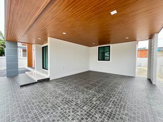 Haus zum Kauf mit 3 Zimmer in Mueang Krabi, Krabi