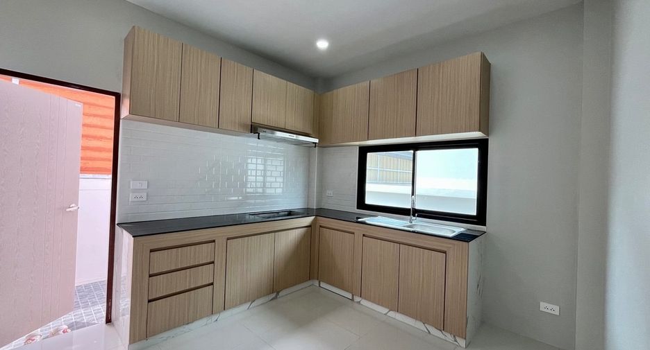 For sale 3 bedrooms house in Mueang Krabi, Krabi