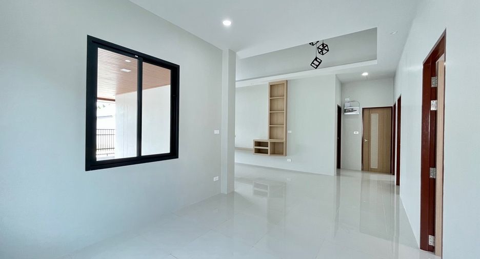 For sale 3 bedrooms house in Mueang Krabi, Krabi