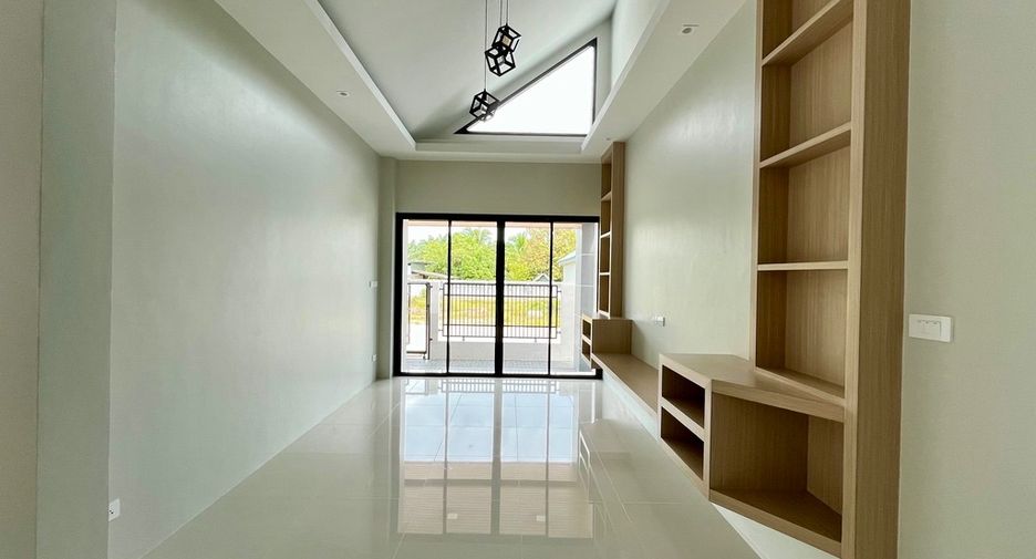 For sale 3 bedrooms house in Mueang Krabi, Krabi