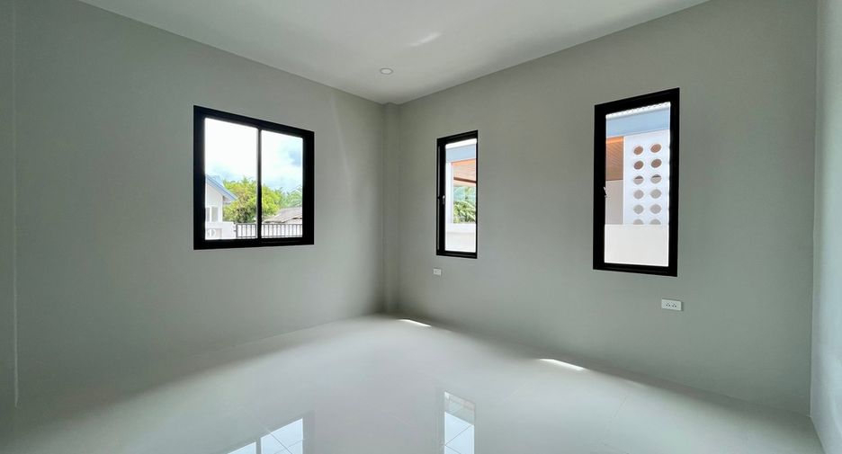 For sale 3 bedrooms house in Mueang Krabi, Krabi