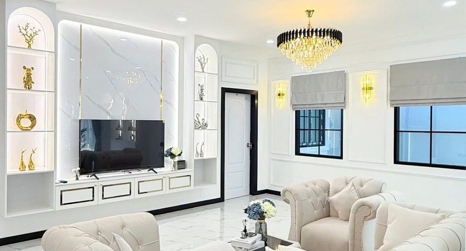 Villa en venta de 3 habitaciones en Bang Lamung, Chonburi