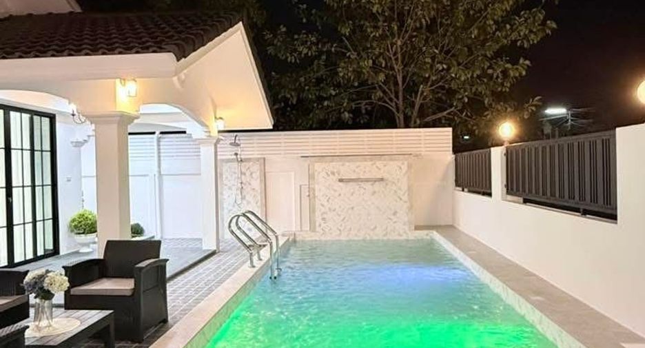 Villa en venta de 3 habitaciones en Bang Lamung, Chonburi