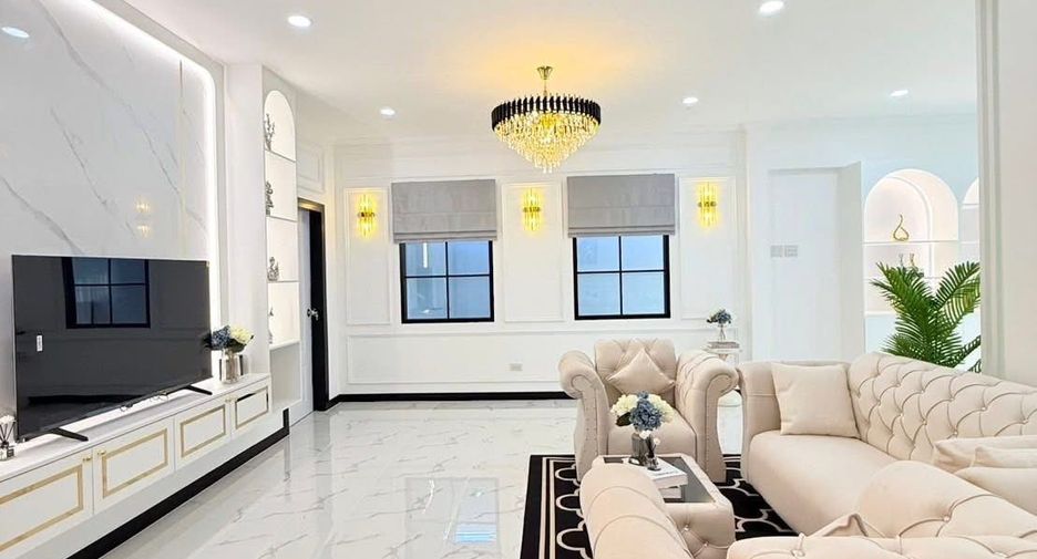 Villa en venta de 3 habitaciones en Bang Lamung, Chonburi