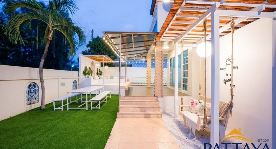 Haus zur Miete mit 5 Zimmer in Bang Lamung, Chonburi