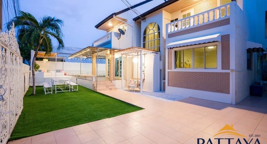 Haus zur Miete mit 5 Zimmer in Bang Lamung, Chonburi