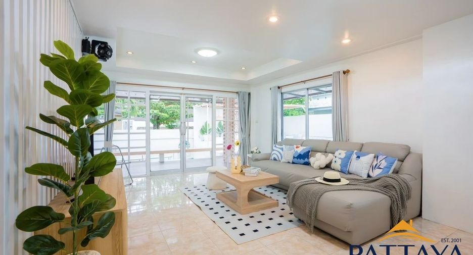 Haus zur Miete mit 5 Zimmer in Bang Lamung, Chonburi