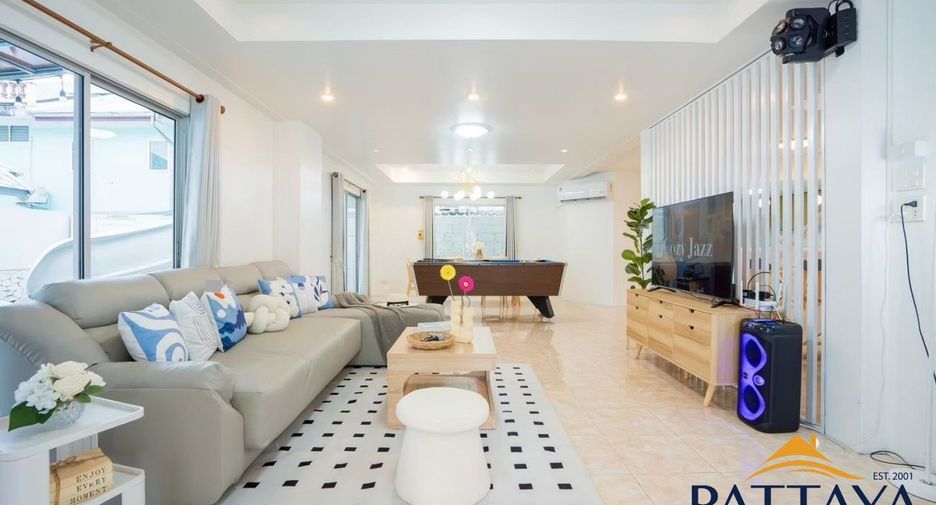 Haus zur Miete mit 5 Zimmer in Bang Lamung, Chonburi