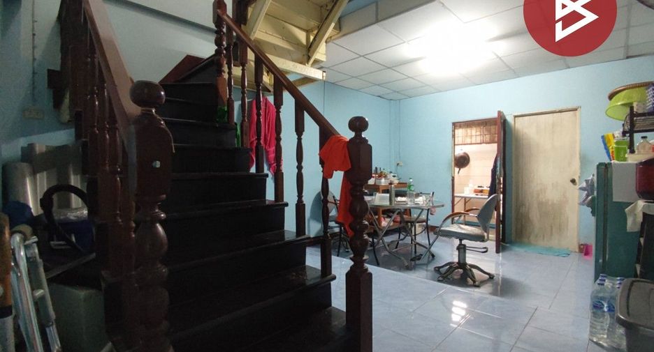Casa adosada en venta de 2 habitaciones en Bang Kruai, Nonthaburi
