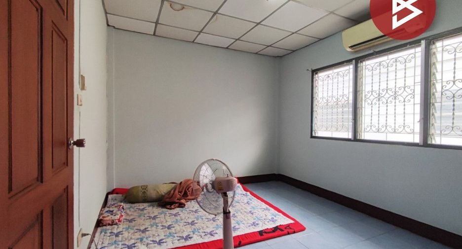 Casa adosada en venta de 2 habitaciones en Bang Kruai, Nonthaburi