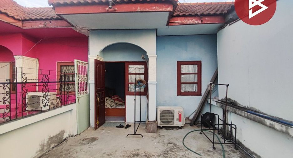 Casa adosada en venta de 2 habitaciones en Bang Kruai, Nonthaburi