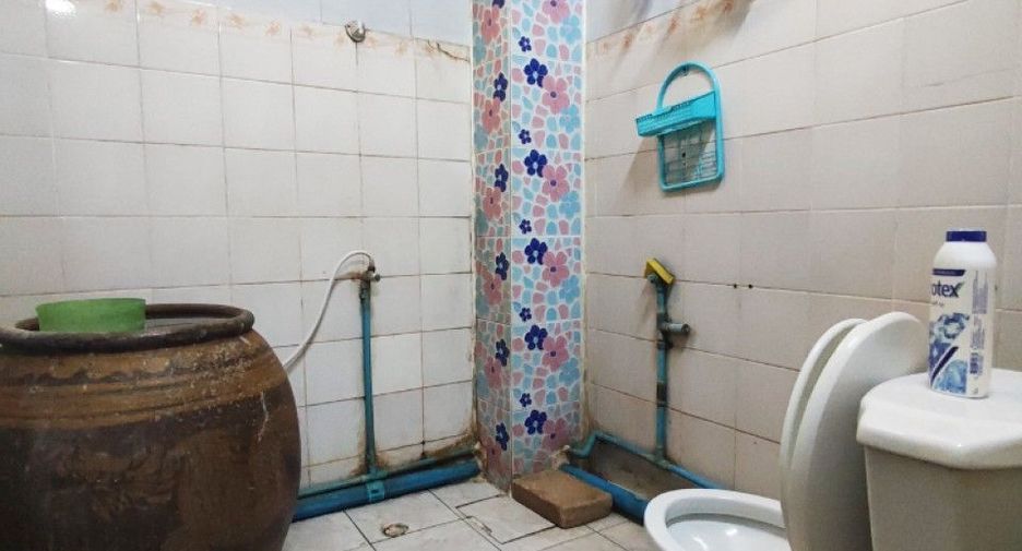 Casa adosada en venta de 2 habitaciones en Bang Kruai, Nonthaburi