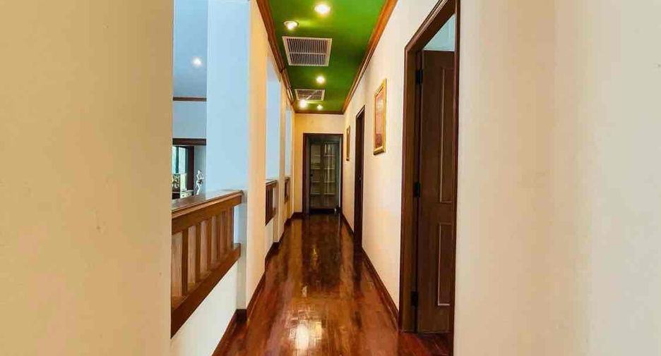 For rent 50 ベッドルーム hotel in Bang Lamung, Chonburi